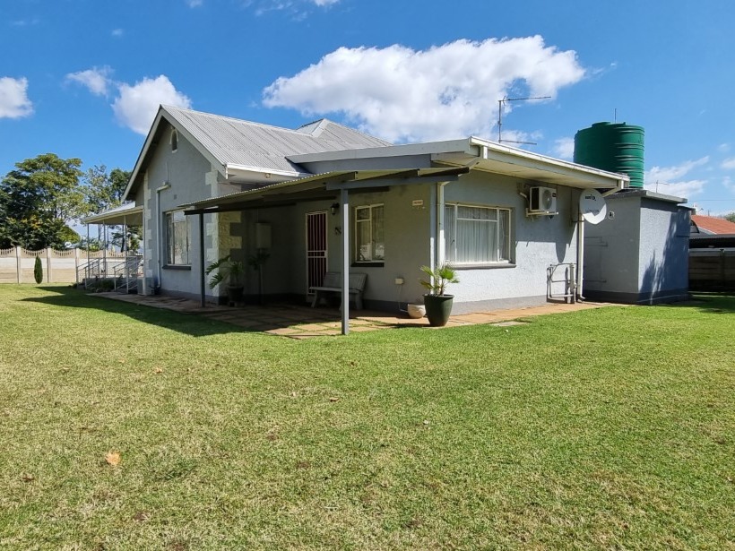 5 Bedroom Property for Sale in Parys Free State